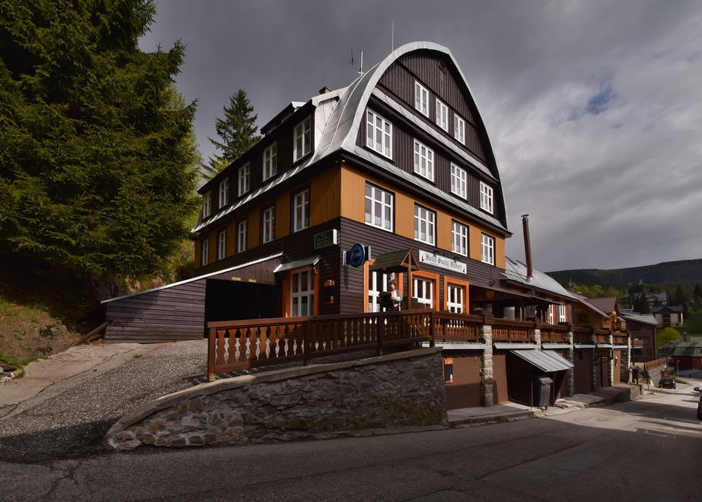 Hotel Svaty Hubert Špindlerŭv Mlýn Exterior foto